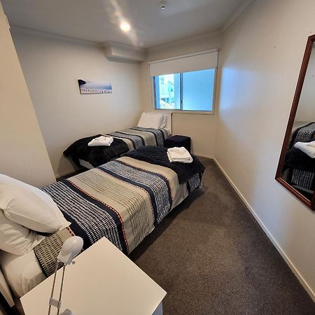 Marina Park Apartments Уитианга Екстериор снимка