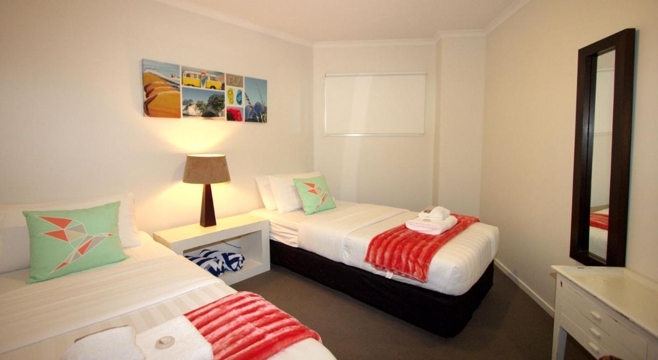 Marina Park Apartments Уитианга Екстериор снимка