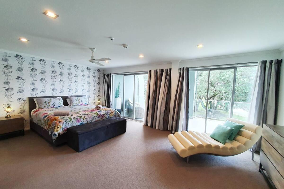 Marina Park Apartments Уитианга Екстериор снимка