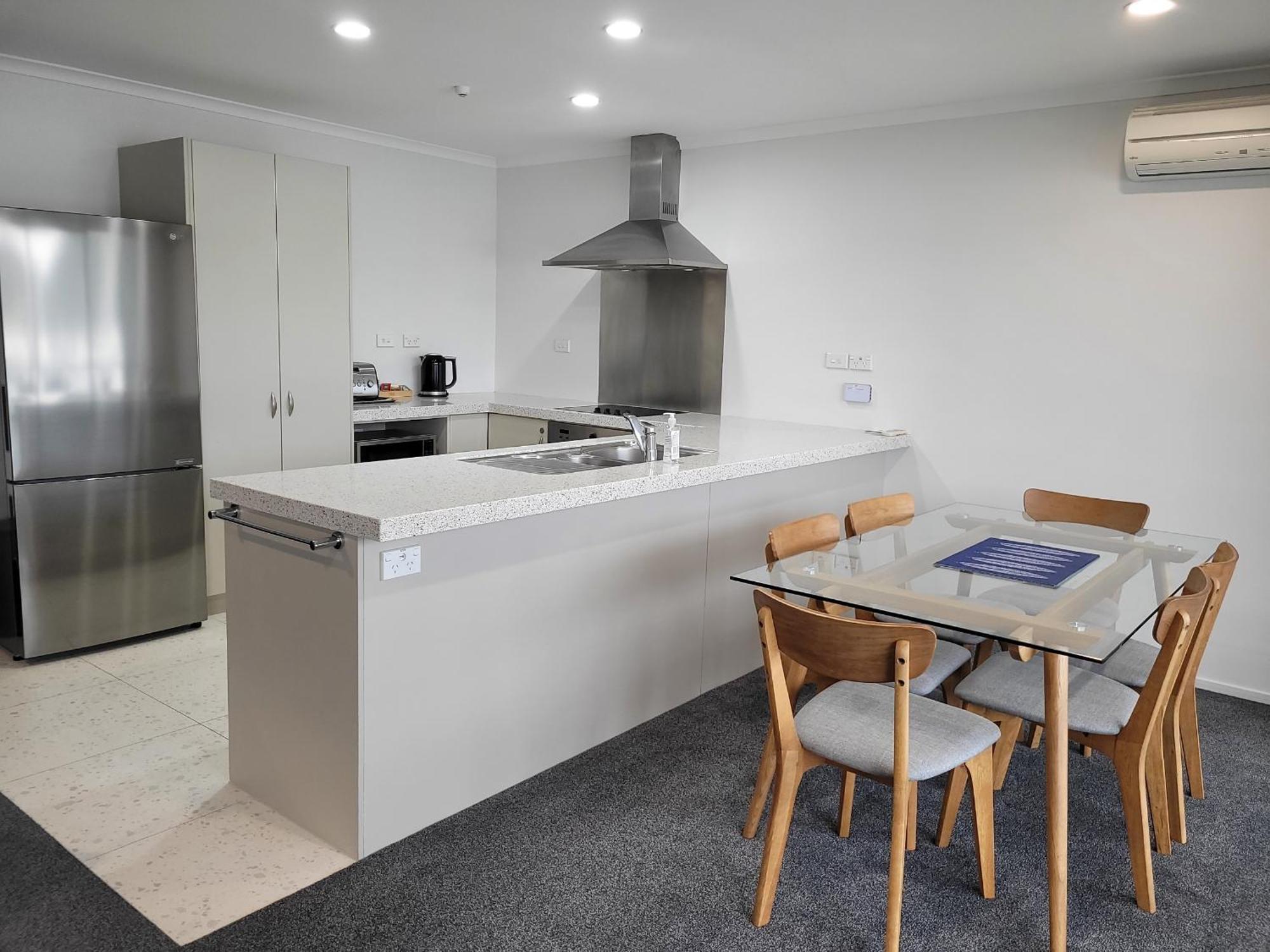 Marina Park Apartments Уитианга Екстериор снимка