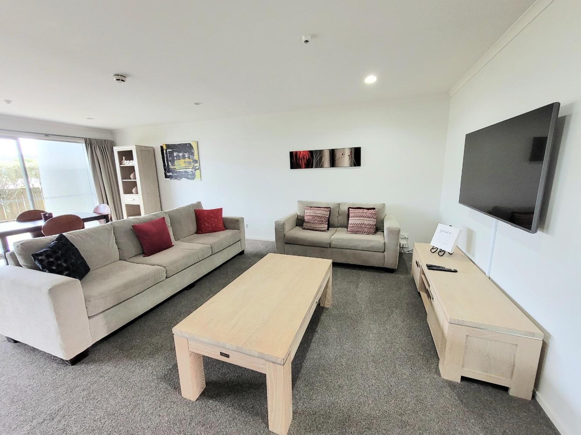 Marina Park Apartments Уитианга Екстериор снимка