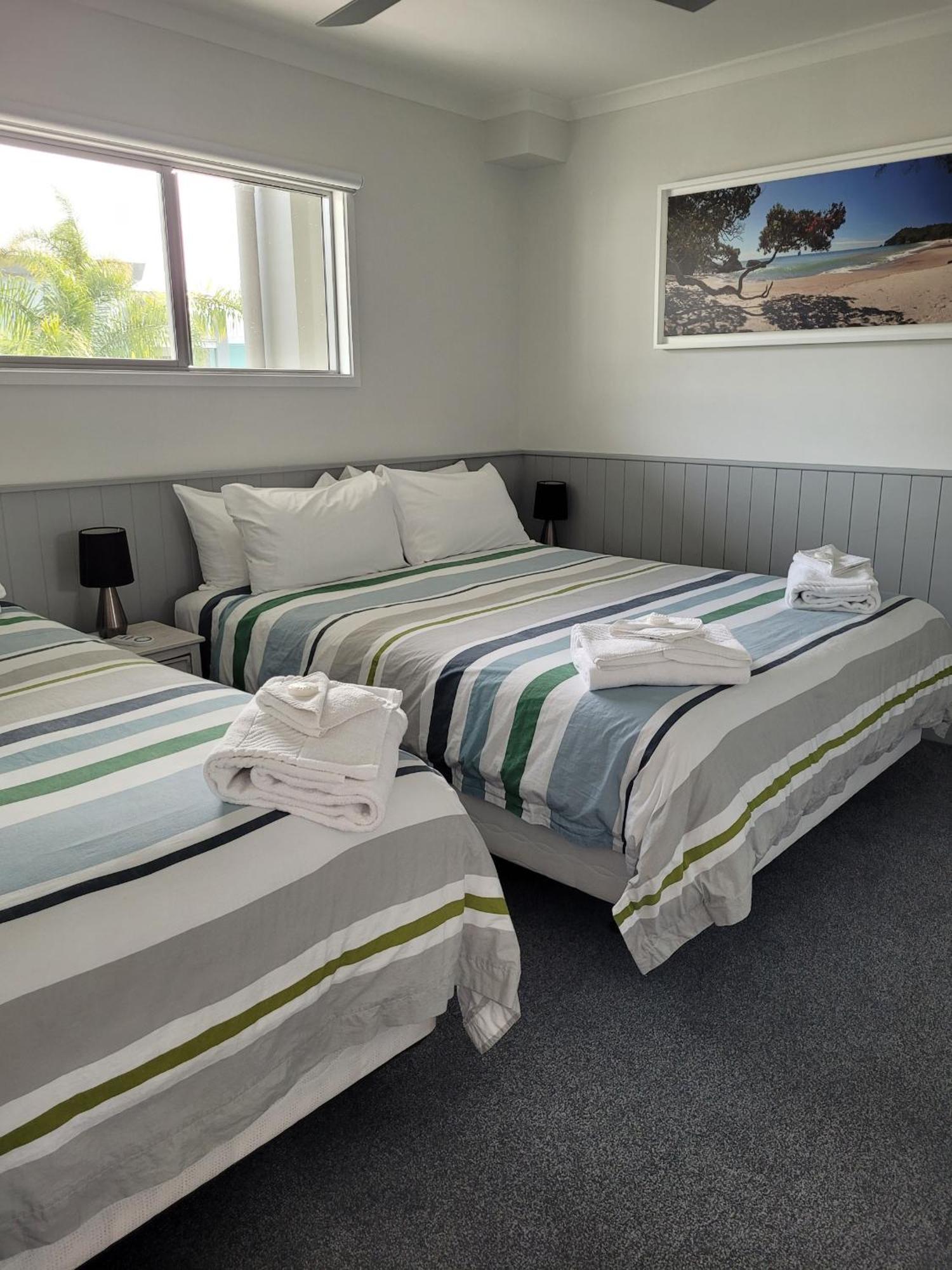 Marina Park Apartments Уитианга Екстериор снимка