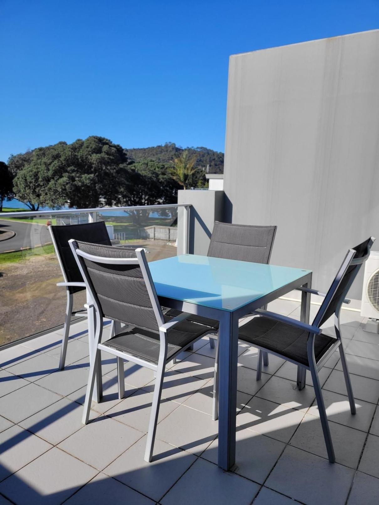 Marina Park Apartments Уитианга Екстериор снимка